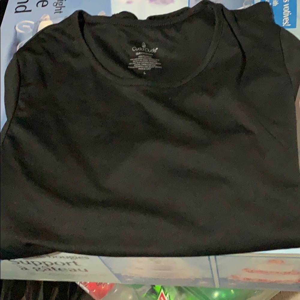 Cuddl Duds long sleeve tops- lot of 2